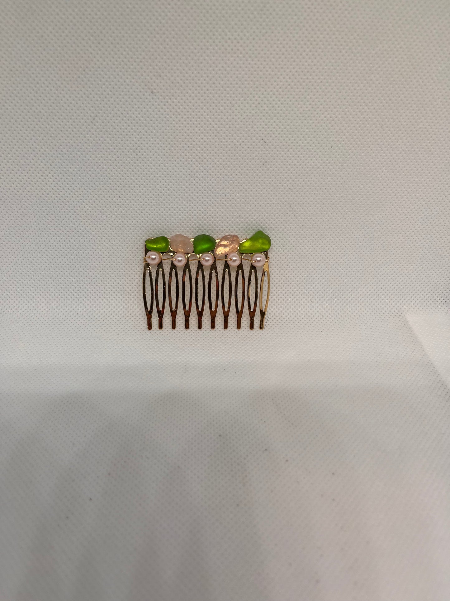 Ocean-Inspired Elegance: Green Sea Glass and Rose Quartz Hair Comb w/ Pearl Beads