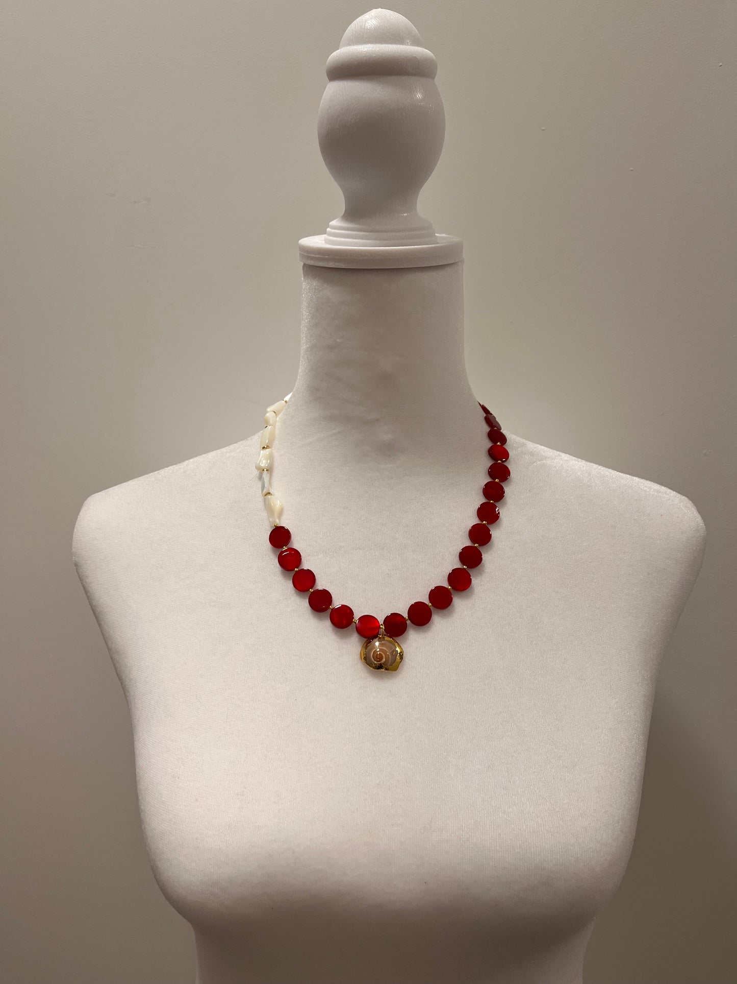 Spiral Shell w/ Gold Foil and Red Shell Beads Necklace