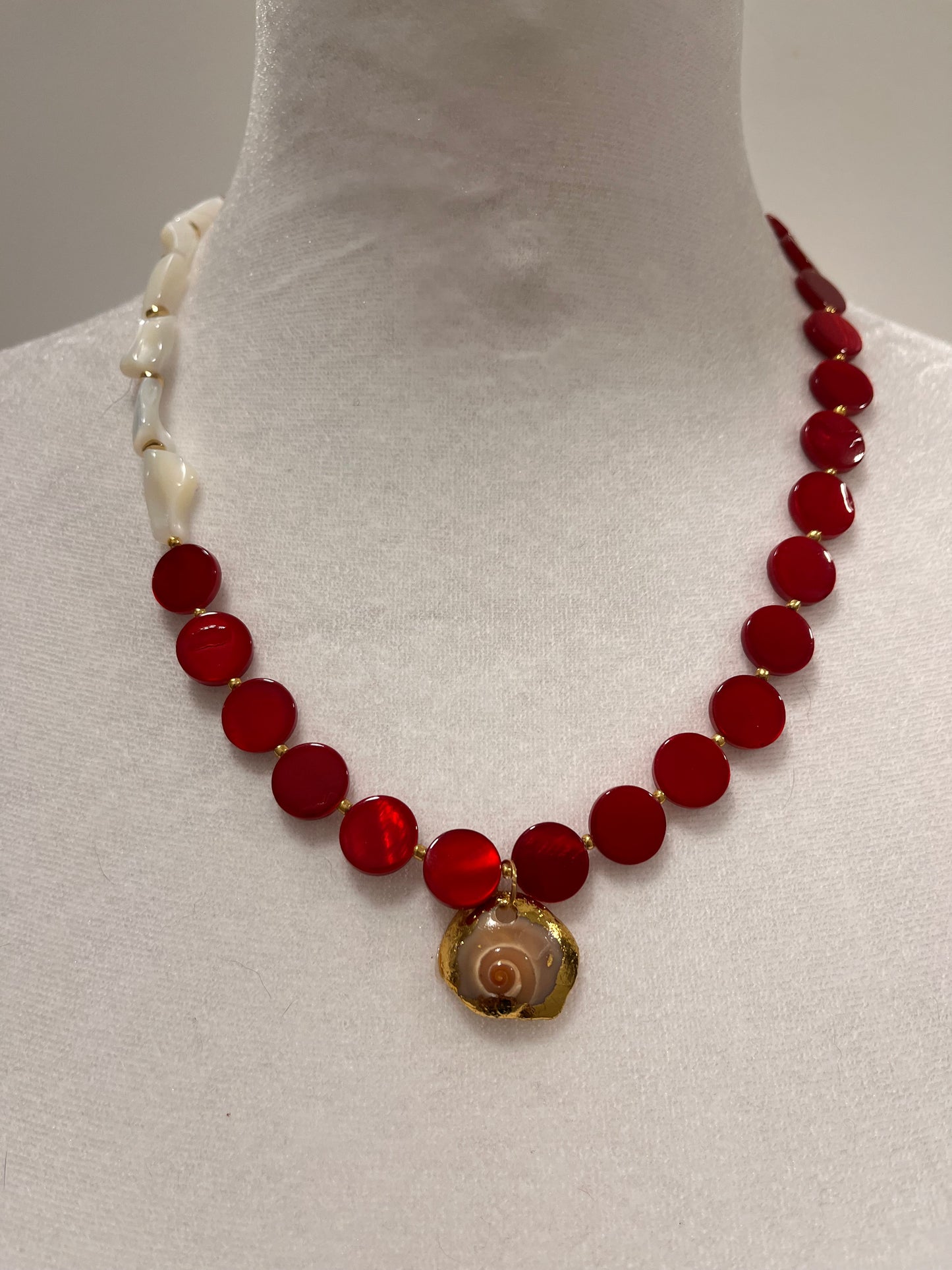 Spiral Shell w/ Gold Foil and Red Shell Beads Necklace