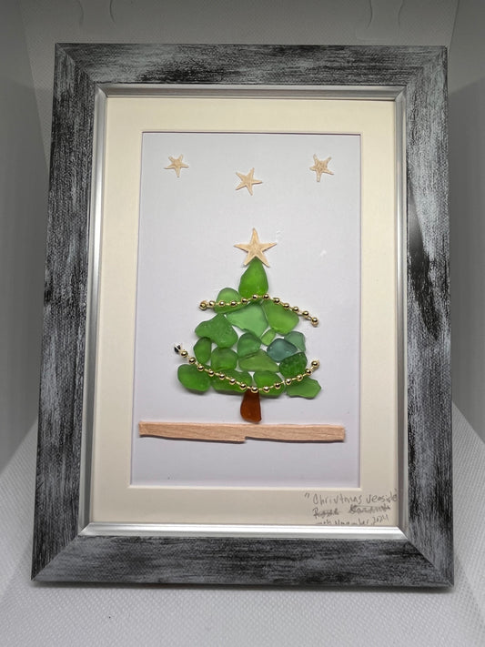 Christmas Seaside: Captivating Sea Glass & Seashell Art (5x7 frame)