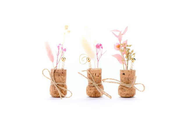 Upcycled Magnet Charm: Floral Wine Cork Magnet (1 piece)